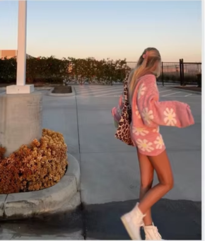 Pretty Flowers Sweater Shorts & Top Outfit Set
