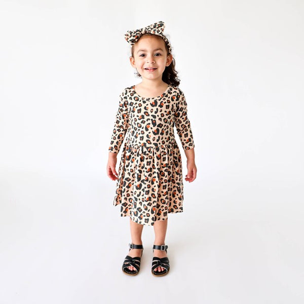 The Organic Cotton L/S Ava Dress - Lounging Leopard