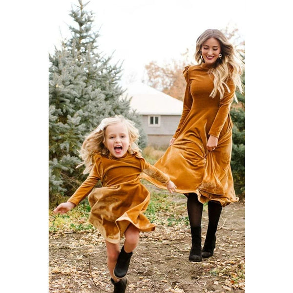 Momma & Me Matching Dresses: the Mischa Velvet Flutter Sleeve Dress