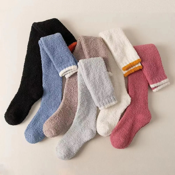 Emmerson Super Soft Over-The-Knee Cozy Boucle Socks