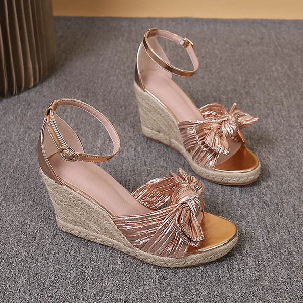 Pretty Metals Butterfly Knot Wedges