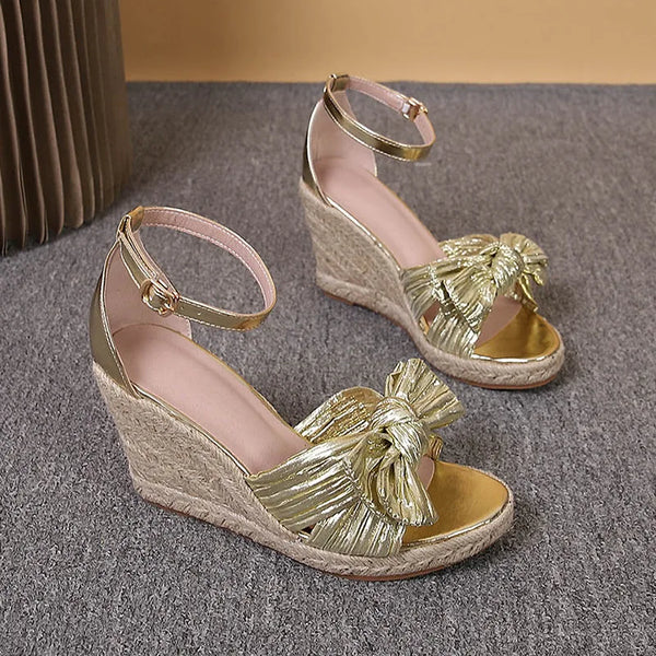 Pretty Metals Butterfly Knot Wedges