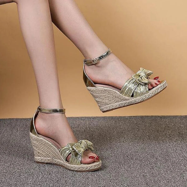 Pretty Metals Butterfly Knot Wedges