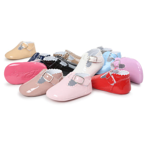 The Essential Spring Crib Shoes